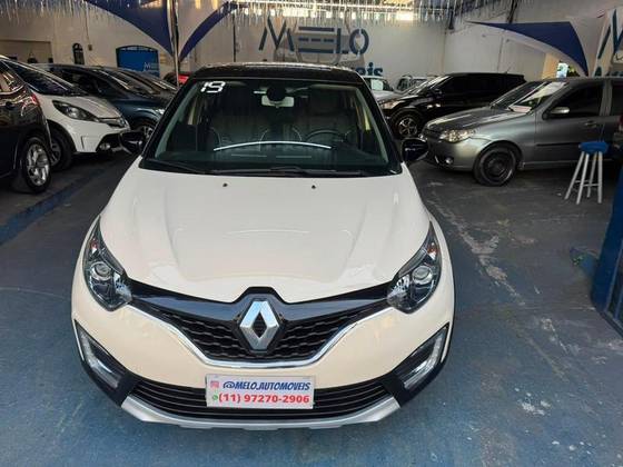 RENAULT CAPTUR 1.6 16V SCE FLEX INTENSE X-TRONIC RENAULT CAPTUR 1.6 16V SCE FLEX INTENSE X-TRONIC